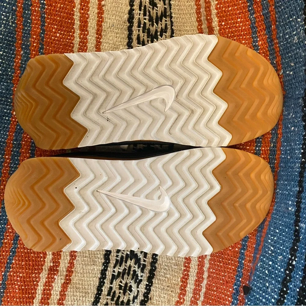 The Nike Pacific Sneaker in Monarch Orange and black swoosh. Only worn twice - Picture 4 of 4